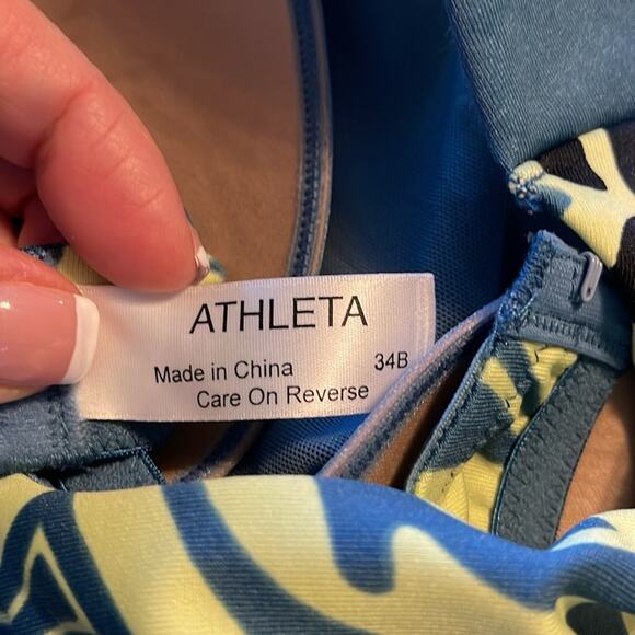 Athleta Blue Damask Print Racerback Tank Top with Built-in Underwire Bra 34B Med - Picture 7 of 8